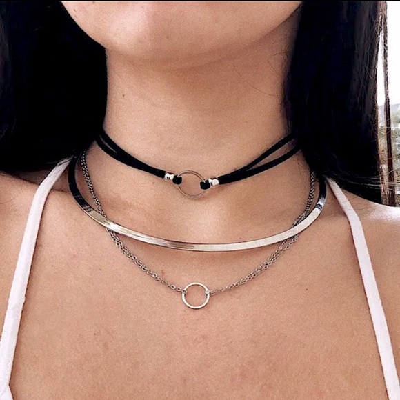 💜10/$25💜NEW Silver Minimalist Rigid Collar - Picture 5 of 8
